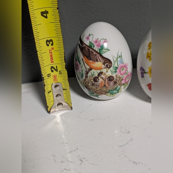 Vintage Avon Set Of 3 Porcelain Eggs, Spring's Brilliance, Spring & Summer Theme - Picture 6 of 16